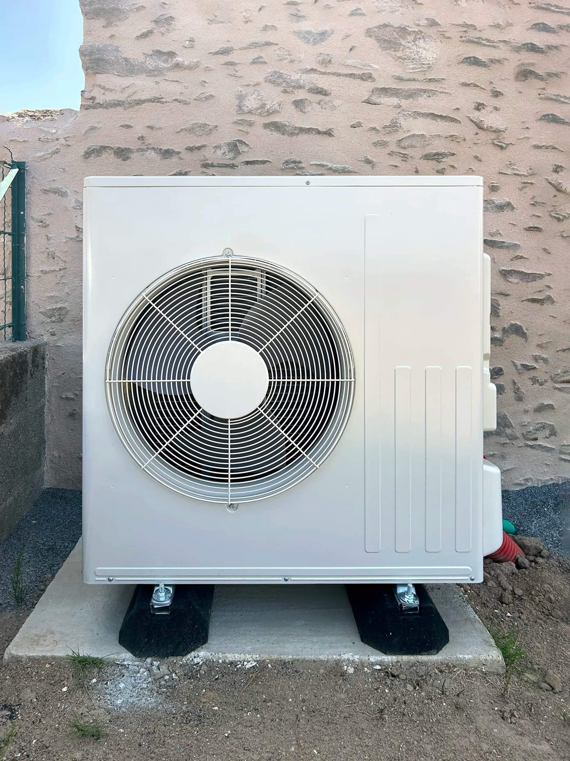 Photo de p.a.c.* aérothermie